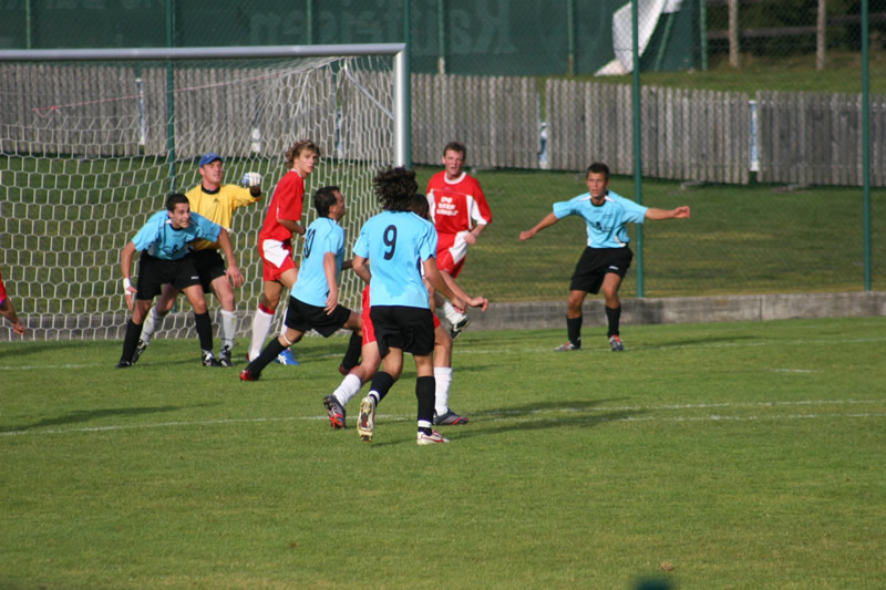 gal/08. Spieltag- SV Reischach-Rasen/2006-10-24 - SVR gg. Rasen-Antholz 141.jpg